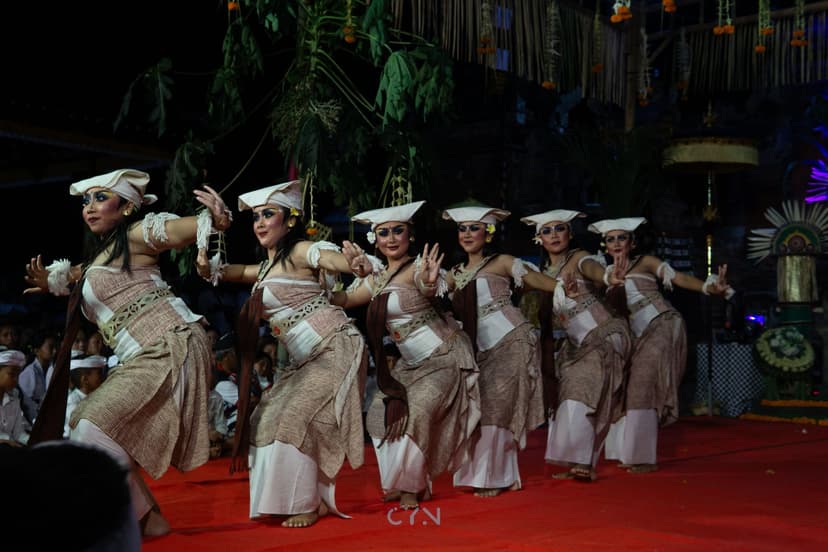 Ngayah